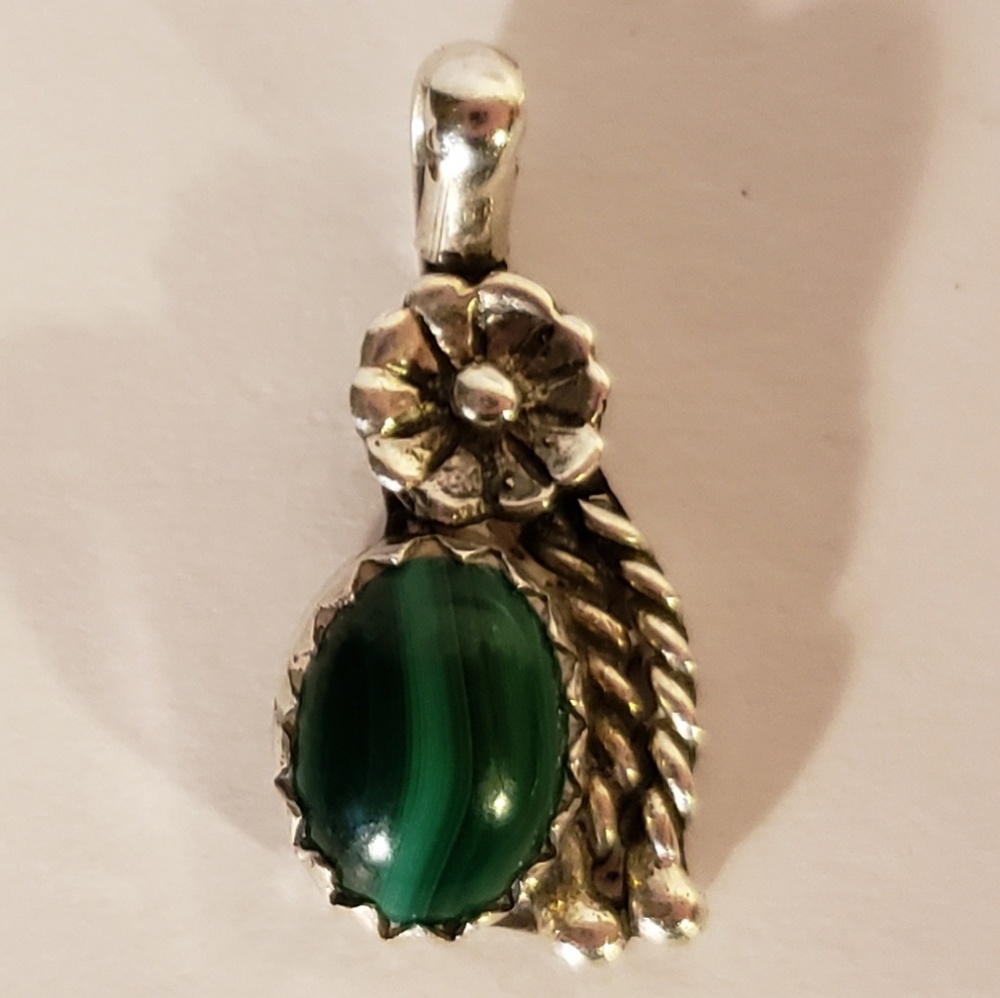 Vintage 1960s Native American Malachite Pendant